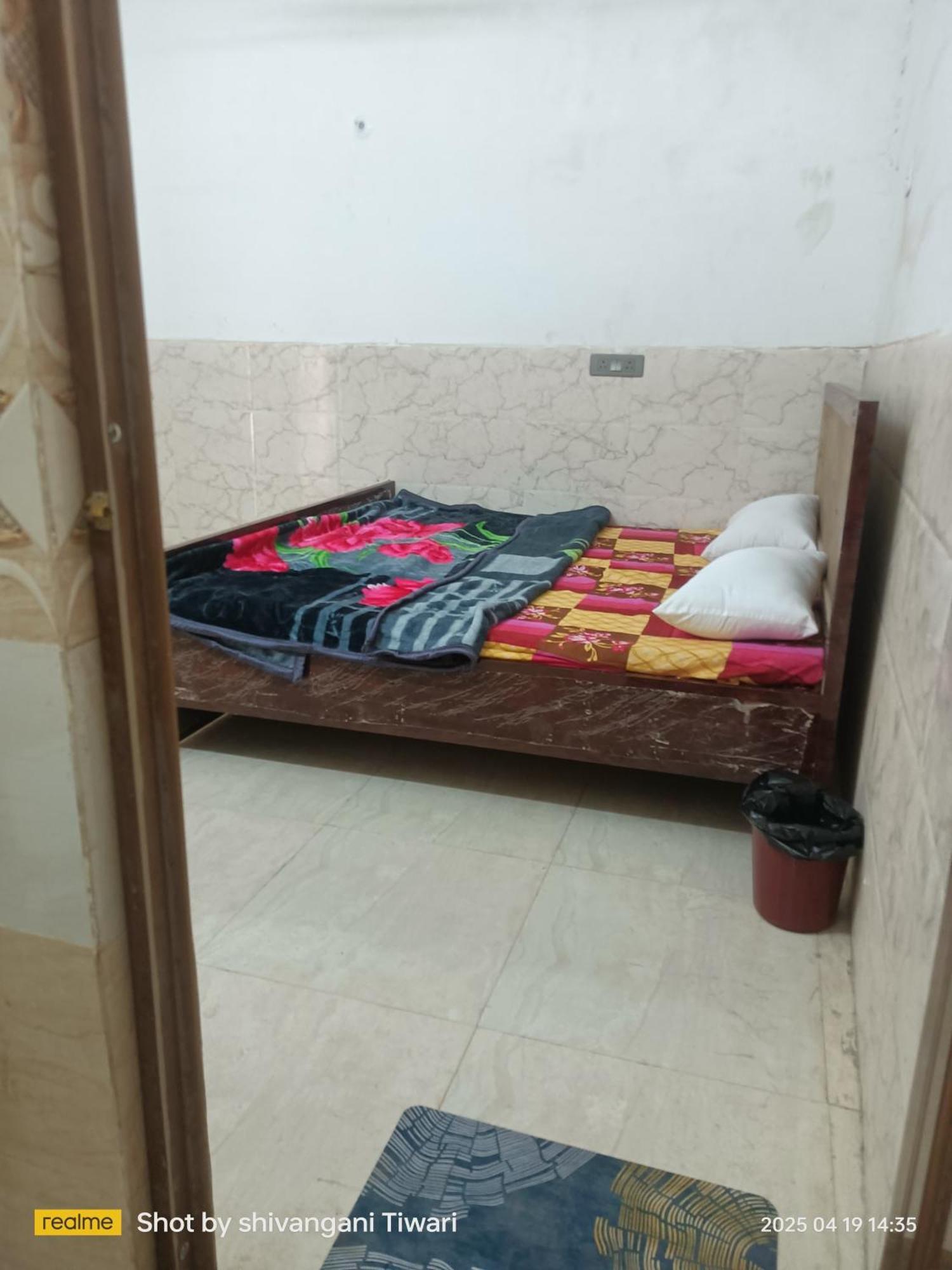 Apartamento Rama'S Residency Ayodhya Exterior foto
